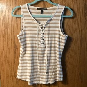 Cute White House Black Market sleeveless top